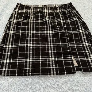 Plaid Black SHEIN Skirt